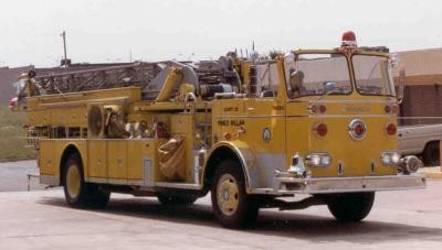 Retired Truck 11 - Open Cab Seagrave w/ 85' Aerial Ladder